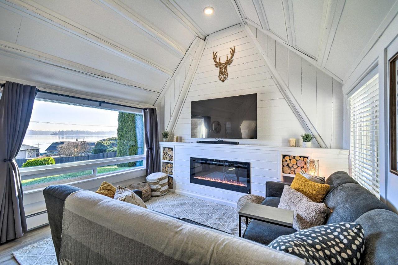 Puget Sound Cabin With Hot Tub And Water Views! Bremerton Exterior photo