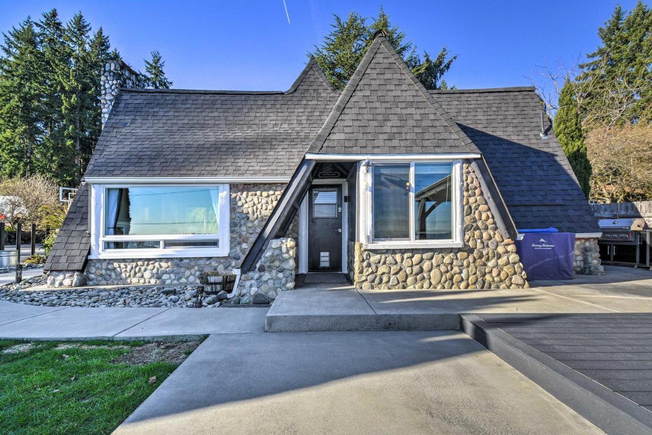 Puget Sound Cabin With Hot Tub And Water Views! Bremerton Exterior photo