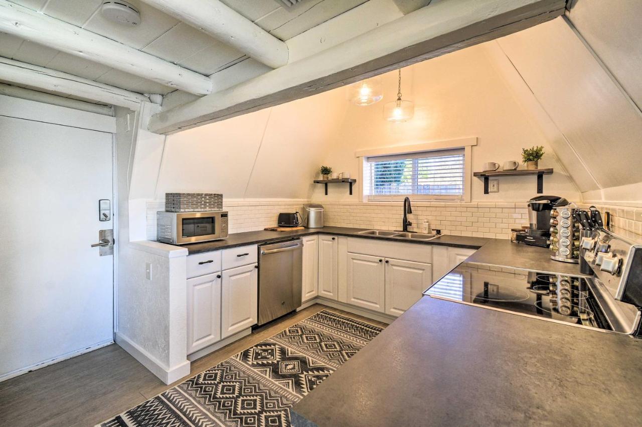 Puget Sound Cabin With Hot Tub And Water Views! Bremerton Exterior photo